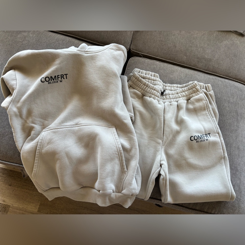 Comfort Oversized Pullover Hoodie in Cream